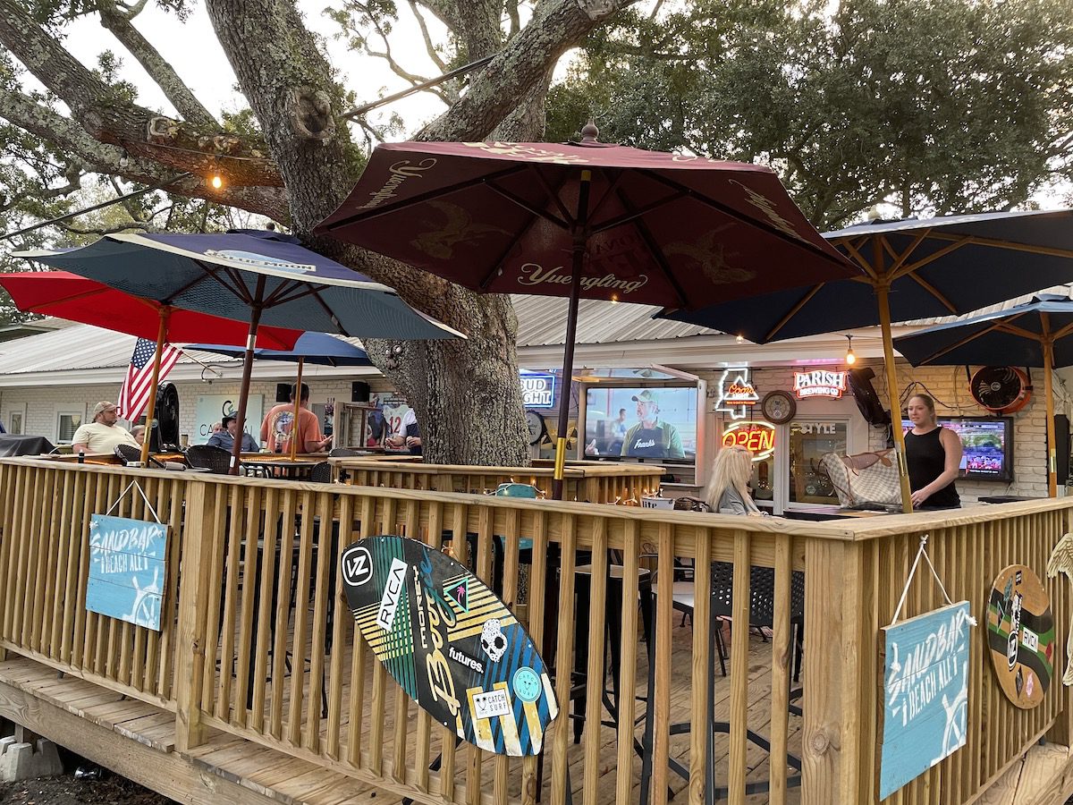 pub in ocean springs (taken in January)