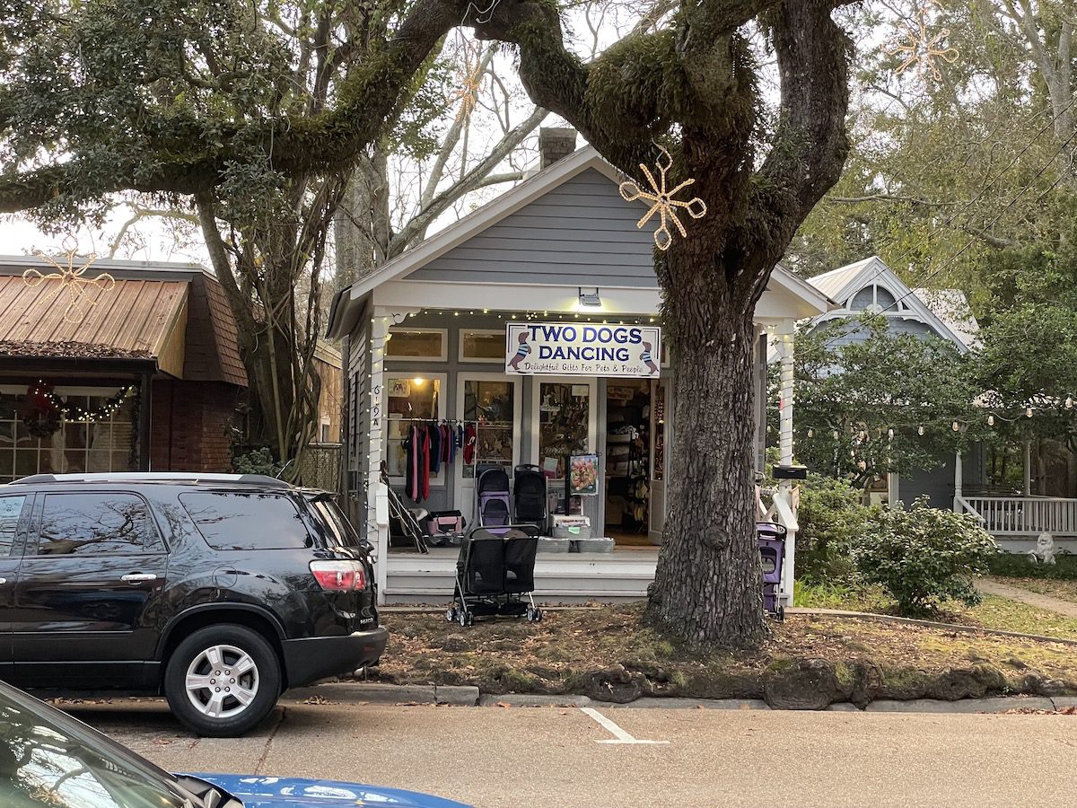 shop in Ocean Springs
