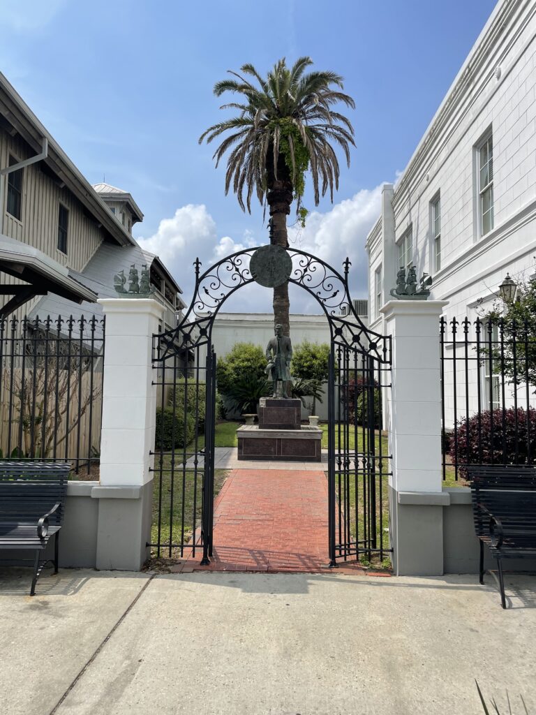 Photo of small park next to historic Hancock Bank in Bay St Louis Mississippi