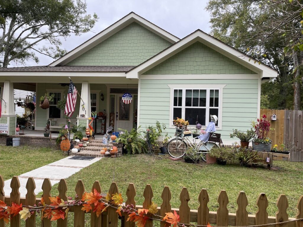 house ocean springs and garden