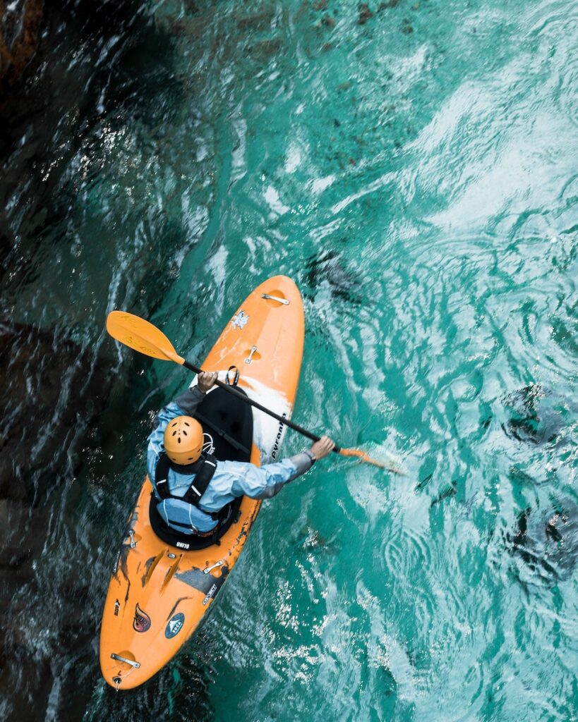 Kayaking across to Deer Island