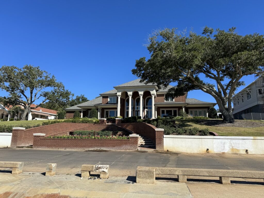 House on the beach in Ocean Springs