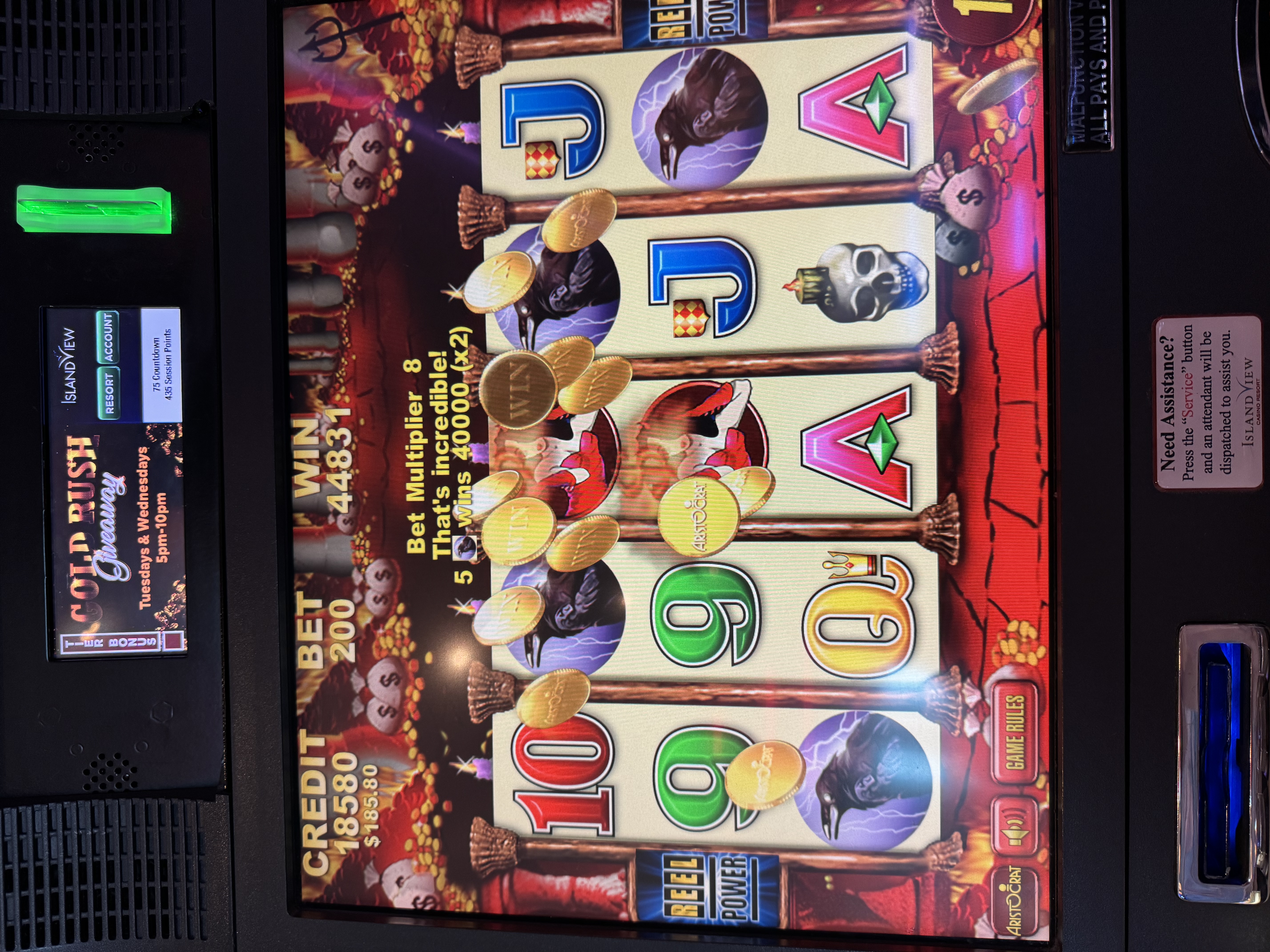 older non-progressive slot